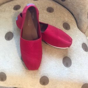 Red Tom flats